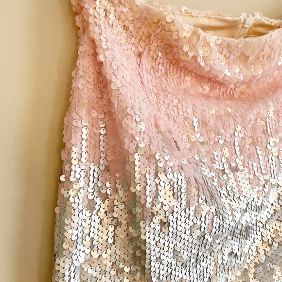 SUPERDOWN Aubree Sequin Valentine Mini Skirt NWT Size L - Picture 3 of 10